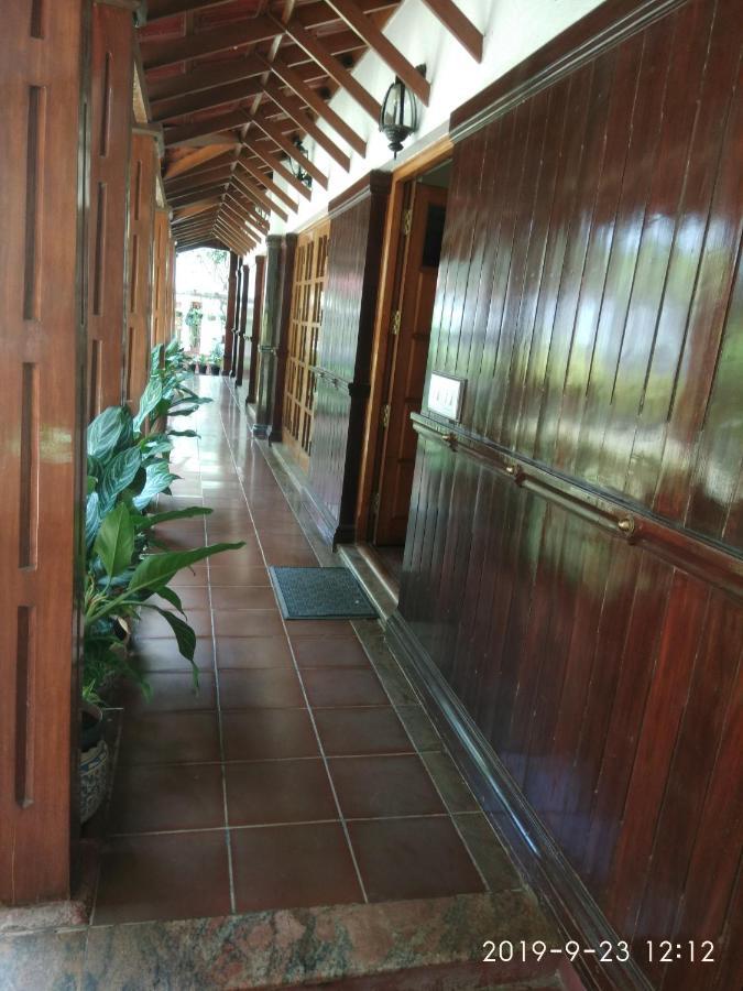 Villa Serena Bangalore Exterior photo